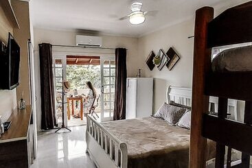 פנסיון Pousada Oásis