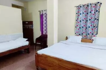 Hotel Spot On Senapati Inn Khandagiri
