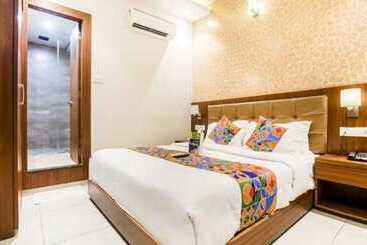 Fabhotel Prime Le Western   Nr Mumbai International Airport