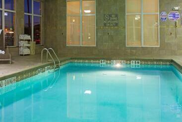 בית מלון כפרי Holiday Inn Express & Suites Amarillo, An Ihg