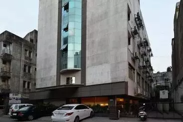 Click Hotel Vadodara 4 Mins Walk For The Railway Station