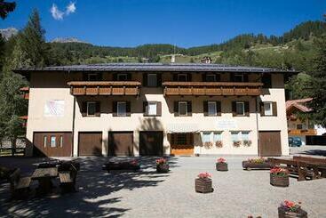 Family Apartments Vioz