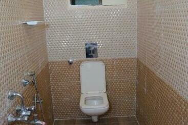 酒店 Lsr Hill View Residency