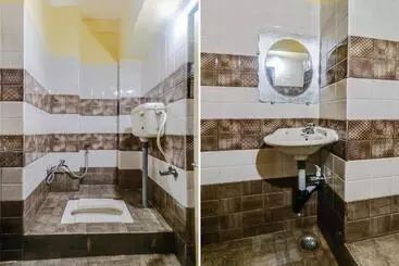 Hotel Raga Residency
