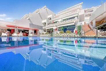 Апартаменты Porlamar