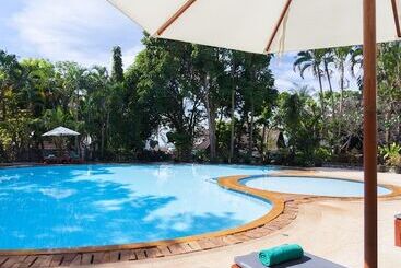 ホテル Kamala Beach Estate Resort   Sha Extra Plus