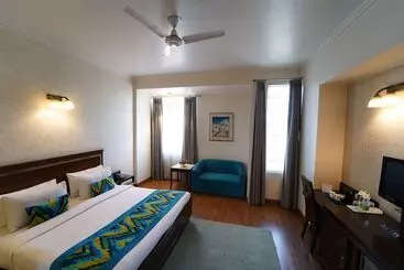 Rockland Hotel, C.r Park