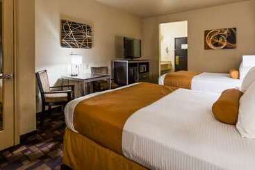 Best Western Windsor Pointe Hotel & Suites Frost Bank Center