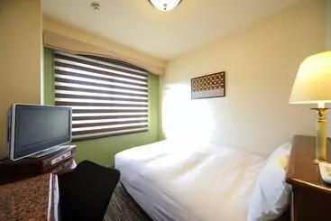 Отель Claiton Shin Osaka