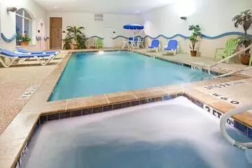 هتل Holiday Inn Express & Suites Fort Worth Fossil Creek, An Ihg