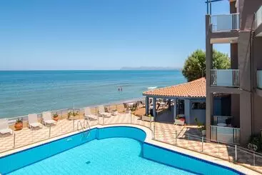 Apartamento Girogiali Beach Hotel   Adults Only