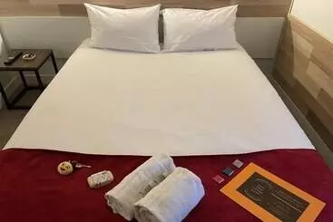 ホテル California