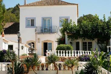 Отель Rural Quinta Das Barradas