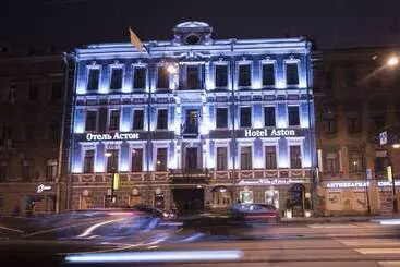 Hotelli Aston