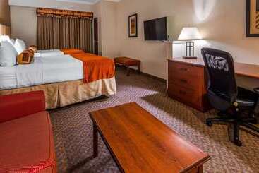 ホテル Best Western Plus Waxahachie Inn & Suites