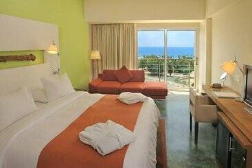 E Hotel Spa & Resort Cyprus