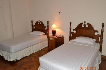 هتل Yuzana Garden