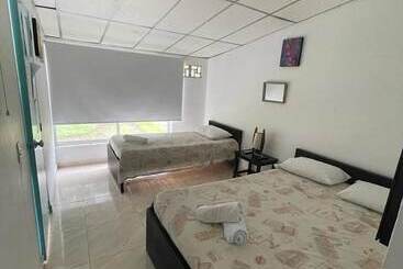 Hotel Cune Club De Villeta