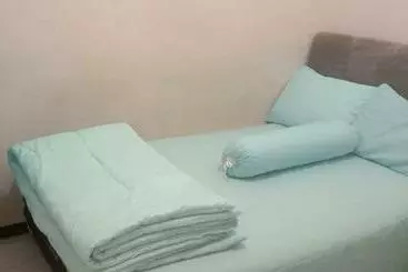 Otel Spot On 90639 Tresno Syariah Homestay