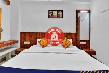 Szálloda Spot On 82579  Meghdoot