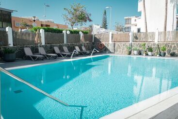 Apartamentos El Palmar