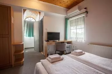Pension Laguna Panzio