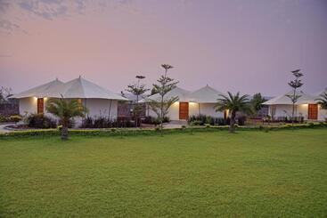 Resort Clarks Safari Ranthambore