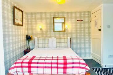 Rowantreebank Bed And Breakfast