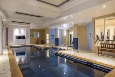 아파트 Bel Air On Broadbeach Official