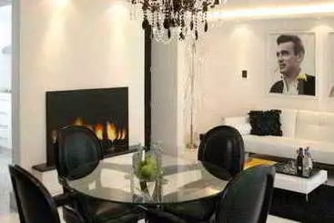 Hotelli Lumina Luxury Suites