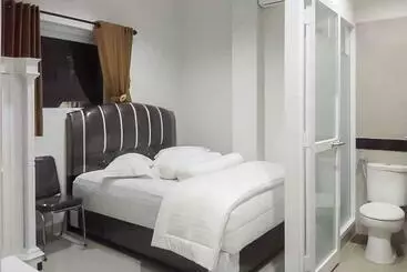 هتل Reddoorz Plus Near Palembang Airport 3