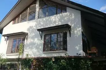 ユースホステル La Jungla Experience Lodgings   Vacation Home And Apartment