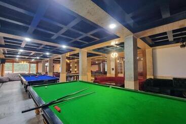 בית מלון כפרי Satyadev Grand