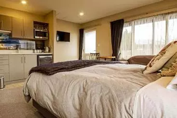 Blue Ridge Studios And Bed & Breakfast