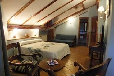 田舎風ホテル Rural & Spa Puente Del Duratón