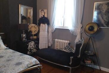 住宿加早餐  Villa Les Camelias