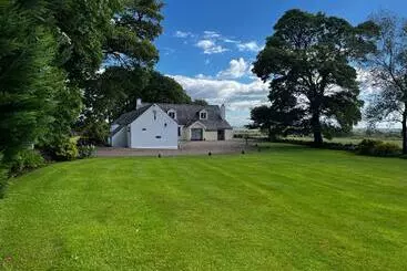 ベッドアンドブレックファースト Whitehouse