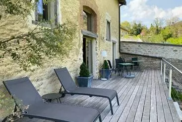 Bed and Breakfast Clos De Mont July, Architecture Xviiie Au Cœur De La Nature