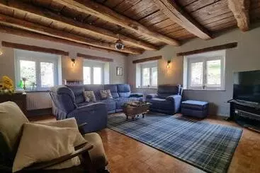 پانسیون Hisa Brdo Guesthouse