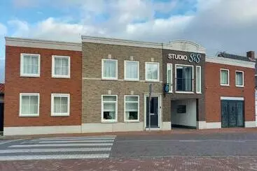 Aamiaismajoitus (B&B) Studio Sis