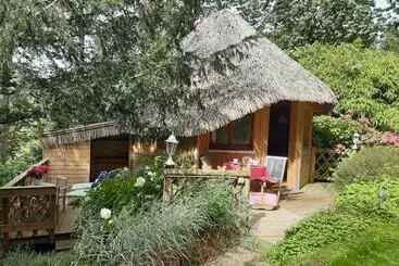 ベッドアンドブレックファースト La Cabane De Cécile La Hutte