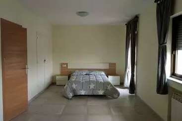 Majatalo La Villa Hostal