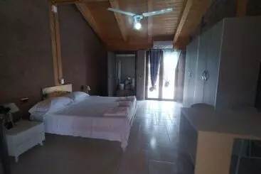 Pensione La Casa Di Paglia