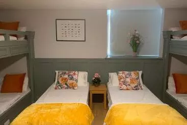 Hotel Lanigan S Accommodation