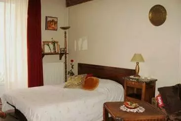 Bed and Breakfast Sylvie Baron   Composition Française   Chambres D Hôtes