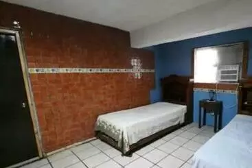 Majatalo Habitación Completa A 2 Cuadras Del Consulado Eua