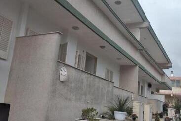 Пансион Casa Di Tina