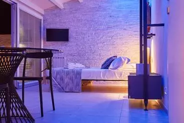 Porta Del Golfo Apartments & Suites