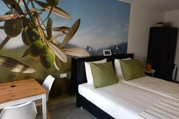 住宿加早餐 Os Mundos