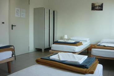 여관 Ostello Domus Augusta Aquileia